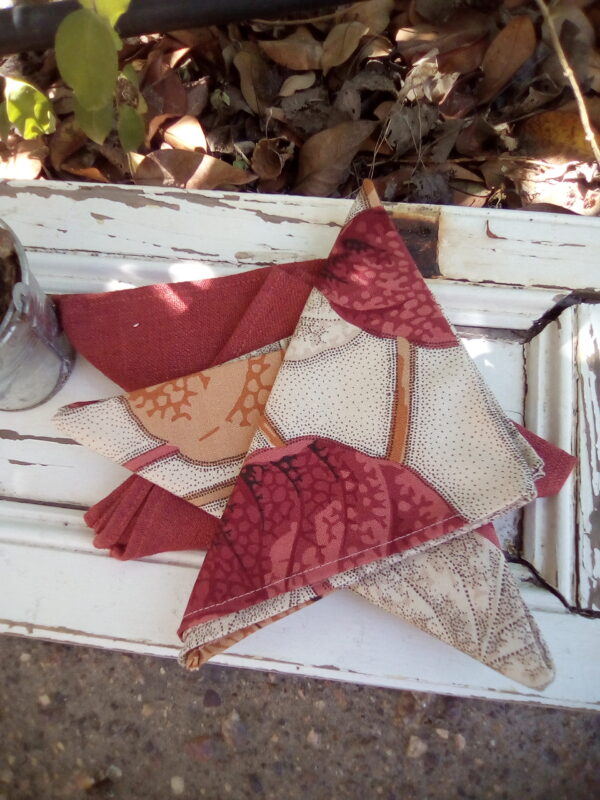 Vintage Cream Napkins - Image 4